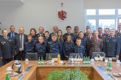 28.07.2023 Torun, Urzad Marszalkowski . Spotkanie marszalka Piotra Calbeckigo i marszalka Zbigniewa Sosnowskiego ze strazakami ochotnikami z Austrii Fot. Mikolaj Kuras dla UMWKP